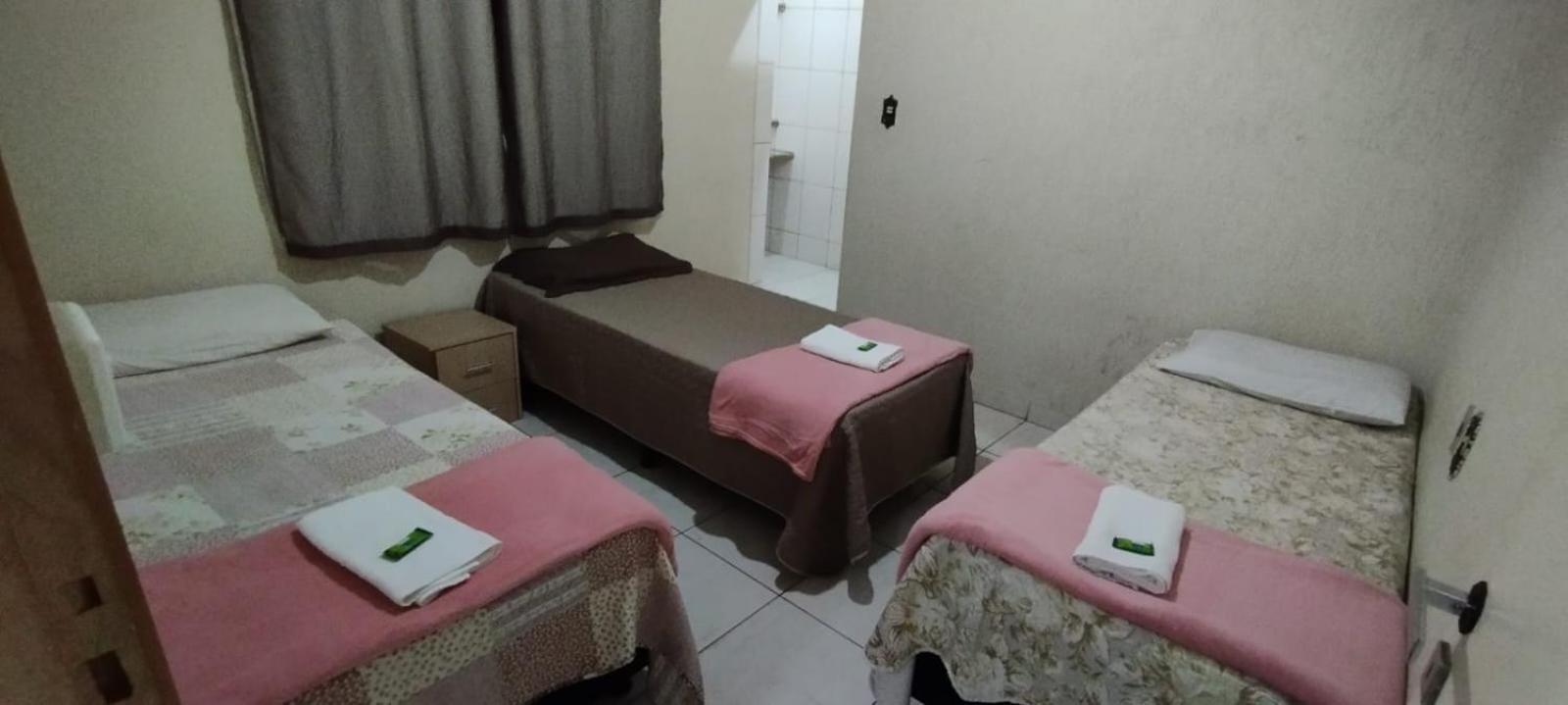 Casas De Temporadas - Hotel Recanto Do Sossego Uberlândia Habitación foto